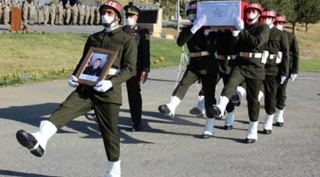 Şehit asker için uğurlama töreni düzenlendi
