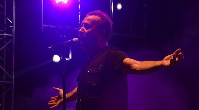 Uluslararası Bursa Festivali'nde Haluk Levent sahne aldı