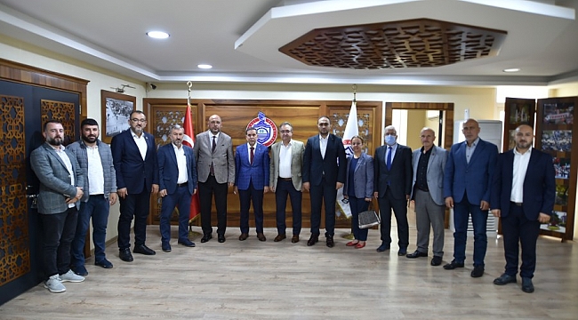 Adana Milletvekili Zenbilci'den Başkan Aydın'a ziyaret
