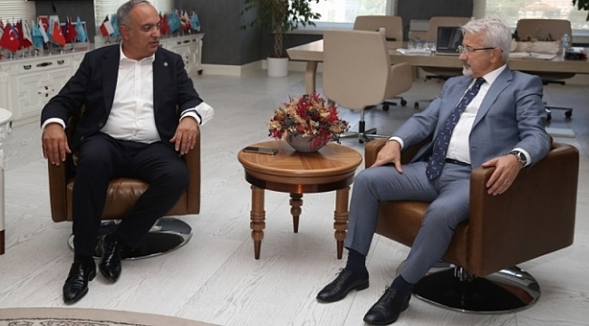 Borçka'dan Başkan Erdem'e davet