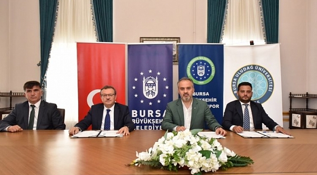 Büyükşehir tesisleri sporcu üniversitelilere ücretsiz!