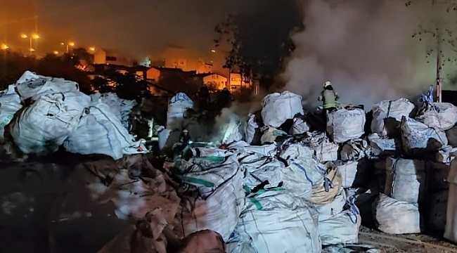 Geri dönüşüm fabrikasında korkutan yangın