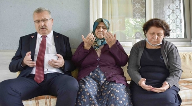 Karacabey'de Azerbaycanlı heyet ile birlikte şehit ailesine ziyaret