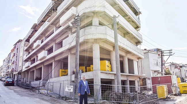 Karacabey'de Gençlik Merkezi gün sayıyor