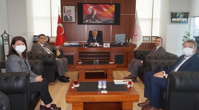 Karagöz: Bursa sanayisi, Bursa'dan besleniyor