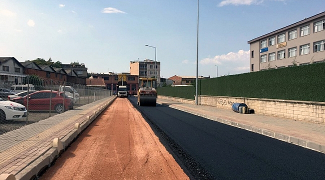 Selamet Mahallesi'nde yollar yenileniyor
