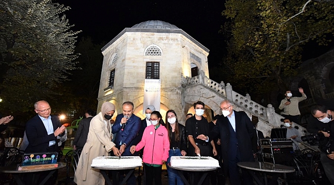 Tarihi Koza Han'da gençlik buluşması