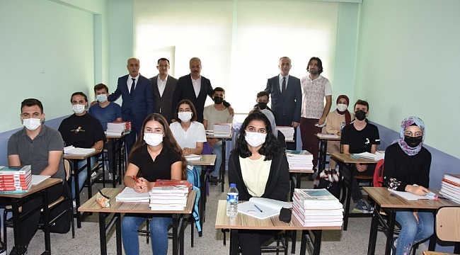 Yenişehir'de eğitime tam destek