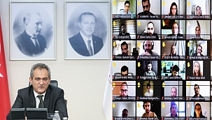 Bakan Özer, MEB yurt dışı bursiyerleri ile buluştu 