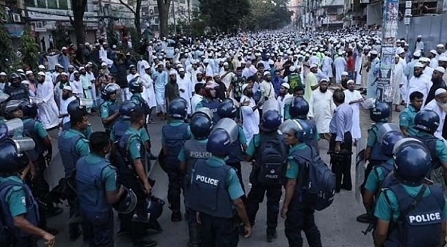Bangladeş'te yüzlerce gözaltı!