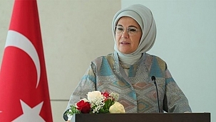 Emine Erdoğan'dan 'Dünya Kız Çocukları Günü' paylaşımı 