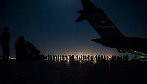 FIFA kadın futbolcuları kurtardı 