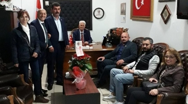 Gemlik'te kent konseyi muhtarları unutmadı