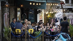 İsrail'de Kovid-19 vaka artışı yavaşlıyor