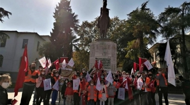 LÖSEV'den eş zamanlı 29 Ekim coşkusu