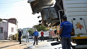 Orhangazi'de çöp konteynerleri yıkanıyor 