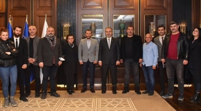 Sanatçılardan Büyükşehir'e 'sanata destek' teşekkürü