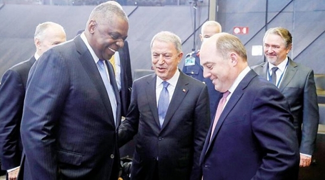 Türkiye NATO'da görevlerini sürdürecek
