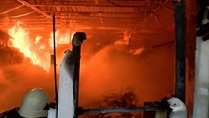 Atık kağıt deposunda yangın! 