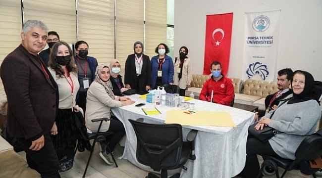 Bursa'da engelleri birlikte aşmak için çalıştılar