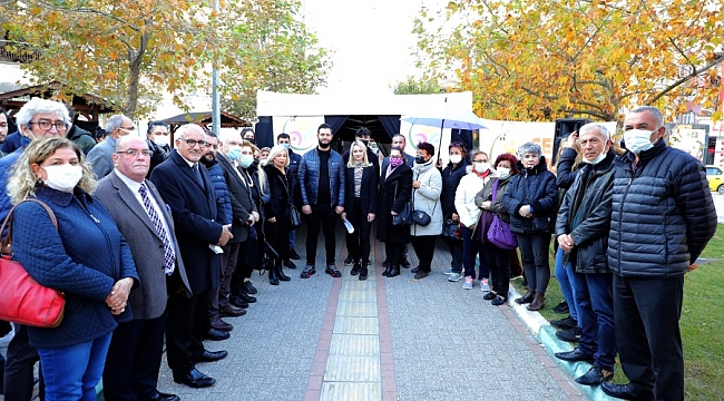 Gemlikli gençler kadına şiddete dikkat çekti
