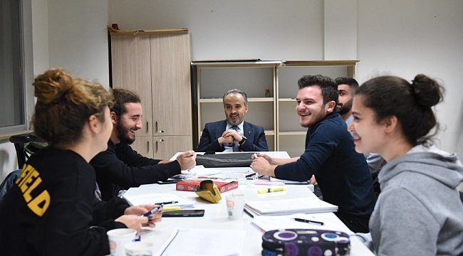 Gençler istedi, Başkan Aktaş süreyi uzattı