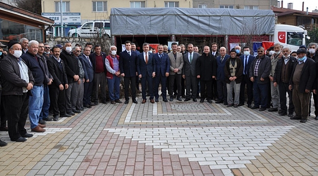 Harmancık'ta 6 bin adet ayva fidanı dağıtıldı