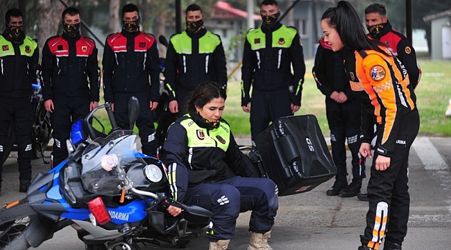 KADES ihbarlarına motosikletli kadın jandarmalar gidecek