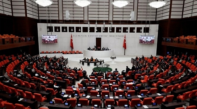 Altı muhalefet partisi yeni siyasi ahlak yasasının sınırlarını çiziyor