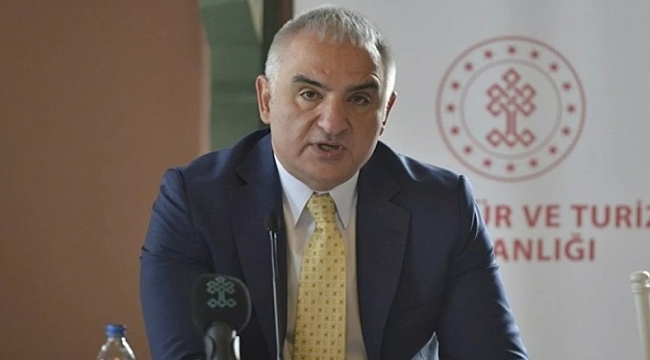 Bakan Ersoy: Kürtçe kitap basılıyor