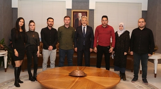 Başkan Erdem'den yabancı öğrencilere destek sözü