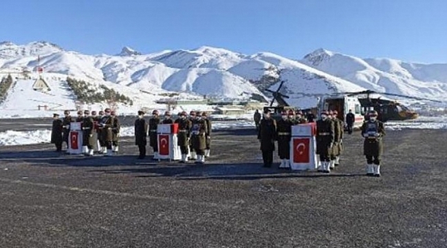 Hakkari'de 3 şehit için askeri tören