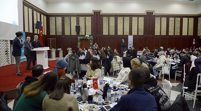 Yıldırım gençlerle yönetiliyor