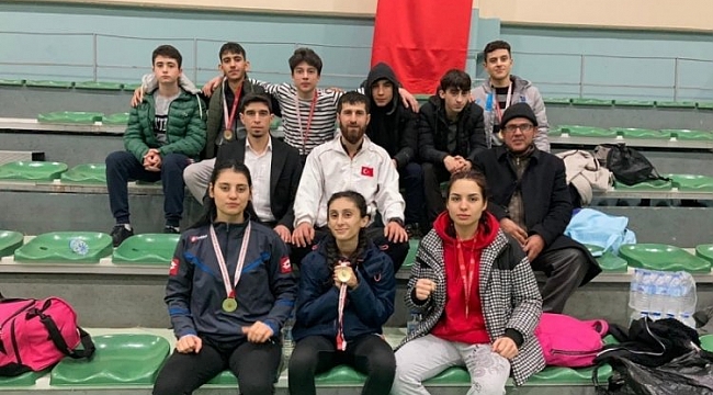Bursa Wushu Şampiyonası'nda Yıldırım rüzgârı