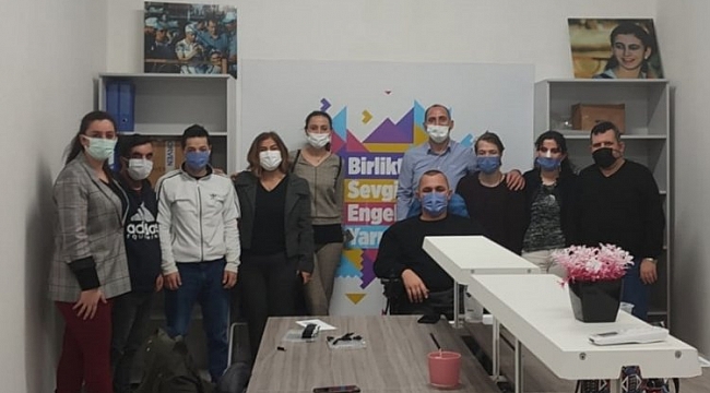 Engelsiz atölyede ilk maaş sevinci