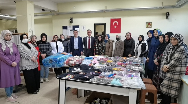 İnegöl'de kadınlardan ihtiyaç sahibi çocuklara yardım eli