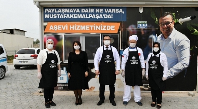 Mustafakemalpaşa Belediyesi yüzlerce ailenin yüzünü güldürdü
