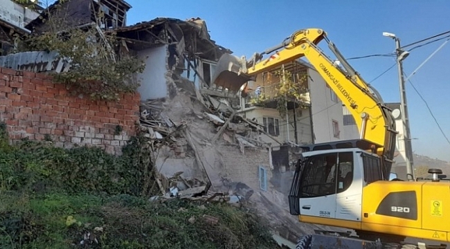 Osmangazi'de 1 yılda 107 metruk bina yıkıldı