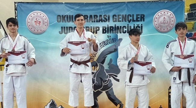 Osmangazili judocuların madalya coşkusu