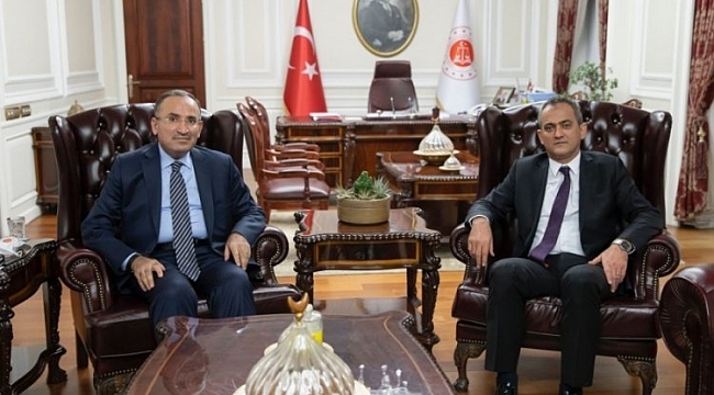 Bakan Özer'den Bakan Bozdağ'a ziyaret