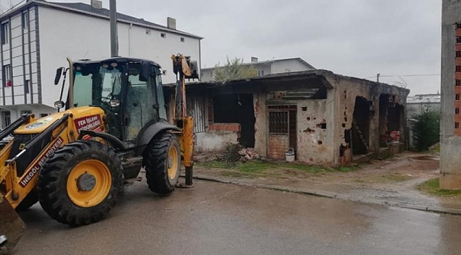 İnegöl metruk binalardan temizleniyor