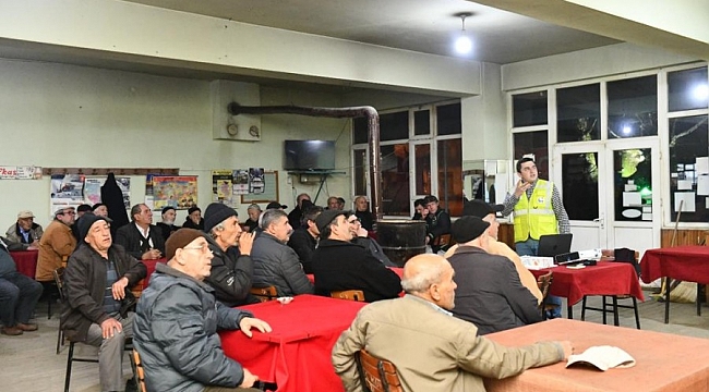 Mustafakemalpaşa Belediyesi'nden ceviz üreticilerine destek