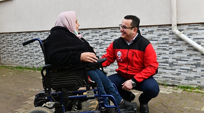 Mustafakemalpaşa'da engelsiz hizmet aracı yollarda