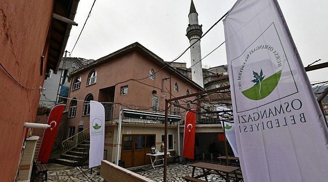 Bursa'da tarihi caminin görünümü yenilendi