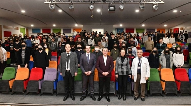 Bursa'nın gençleri Başkan Kanar ile buluştu