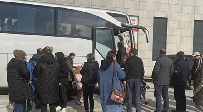 Ukrayna'dan 273 Türk vatandaşı daha yola çıktı