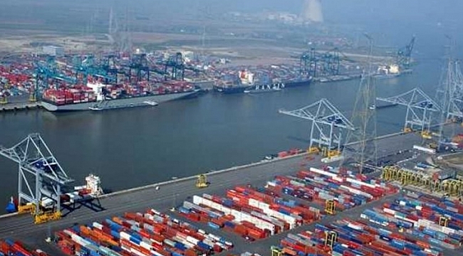 Avrupa limanları Rusya'nın gemilerine kapatıldı