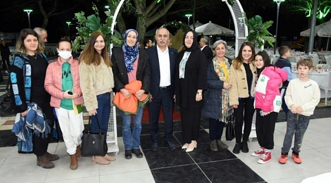 Başkan Aydın çalışanlarla iftarda bir araya geldi