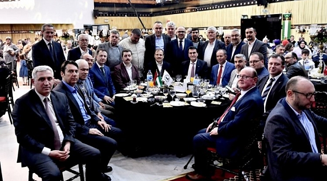 Başkan Dündar, Batı Trakya camiasını iftarda ağırladı