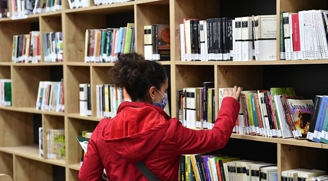 Başkan Dündar: Herkes kitap okumalı